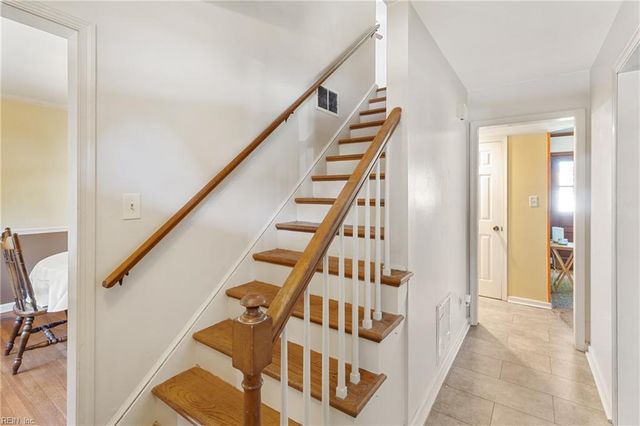380 Belgrave RD, Newport News, VA 23602