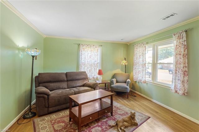 380 Belgrave RD, Newport News, VA 23602
