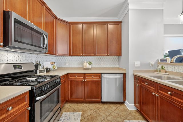 8710 Gauphin Pl, Nashville, TN 37211