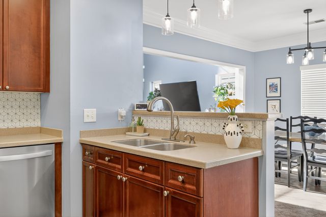 8710 Gauphin Pl, Nashville, TN 37211