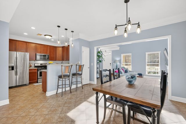 8710 Gauphin Pl, Nashville, TN 37211