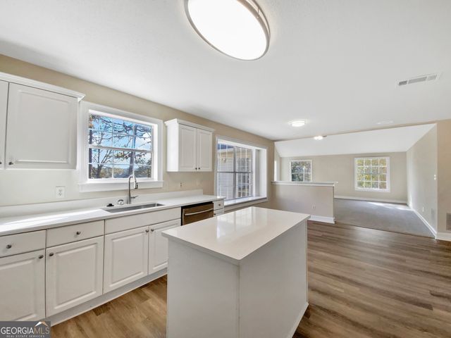 12334 Manson Glass Court, Fayetteville, GA 30215