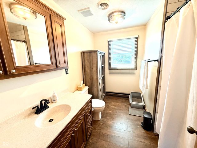 7656 S Becks Grove Road, Freetown, IN 47235