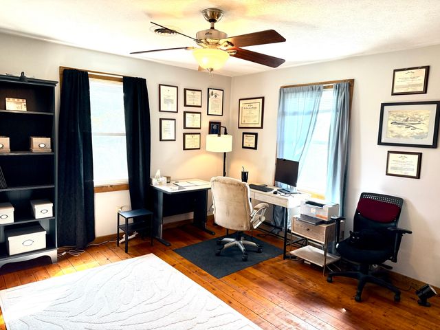 7656 S Becks Grove Road, Freetown, IN 47235