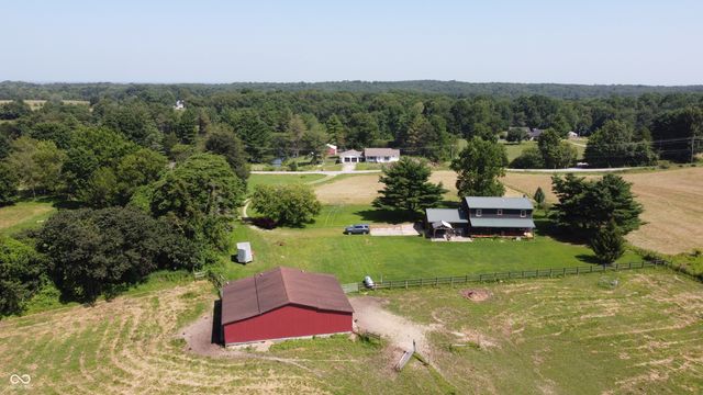 7656 S Becks Grove Road, Freetown, IN 47235