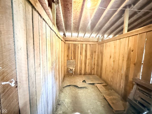 7656 S Becks Grove Road, Freetown, IN 47235