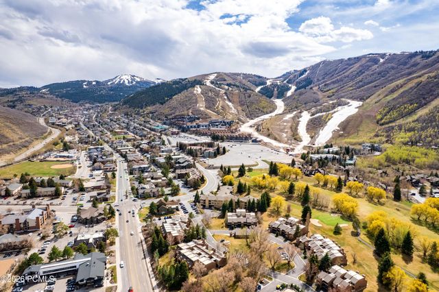 1677 Captain Molly Drive 221, Park City, UT 84060