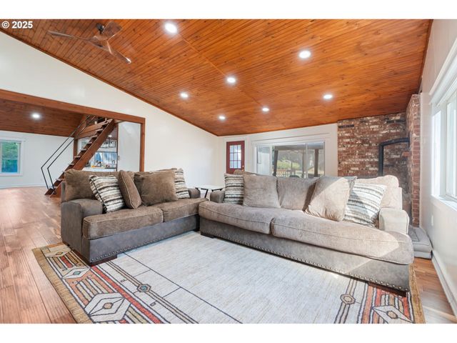 106 PATTEE Rd, Chehalis, WA 98532