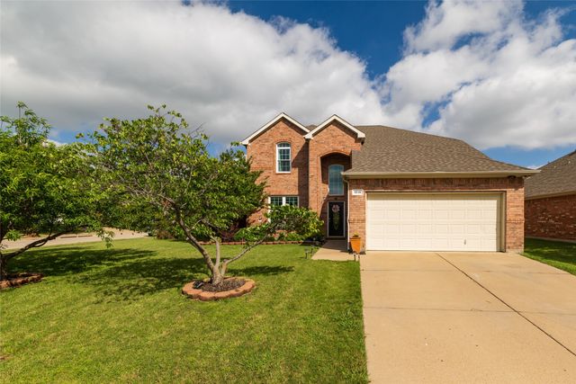 1016 Pebblecreek Drive, Burleson, TX 76028
