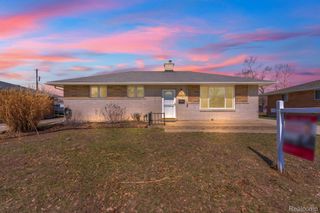 34000 Pawnee Street, Westland, MI 48185