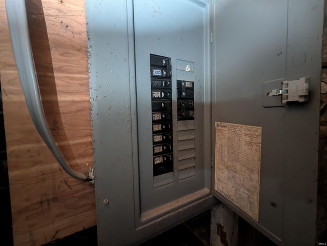 920 W 5Th Street, Marion, IN 46953