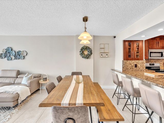 1150 Hillsboro Mile 1008, Hillsboro Beach, FL 33062