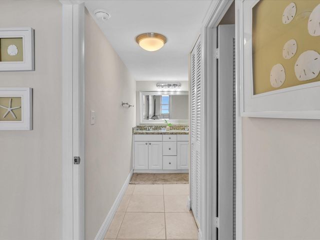 1150 Hillsboro Mile 1008, Hillsboro Beach, FL 33062