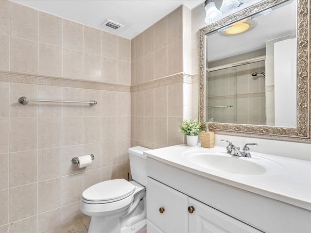 1150 Hillsboro Mile 1008, Hillsboro Beach, FL 33062