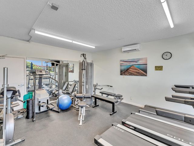 1150 Hillsboro Mile 1008, Hillsboro Beach, FL 33062