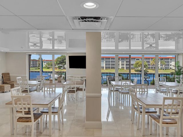 1150 Hillsboro Mile 1008, Hillsboro Beach, FL 33062