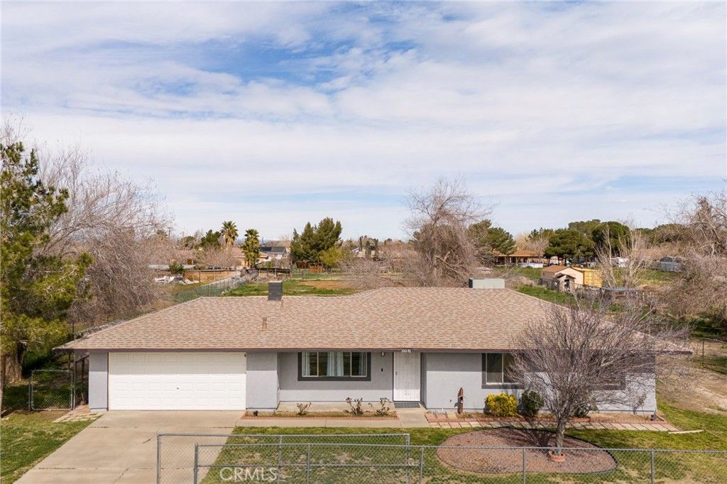 Image 2 of property listing at 10041 E Avenue R6 Avenue, Littlerock, CA 93543