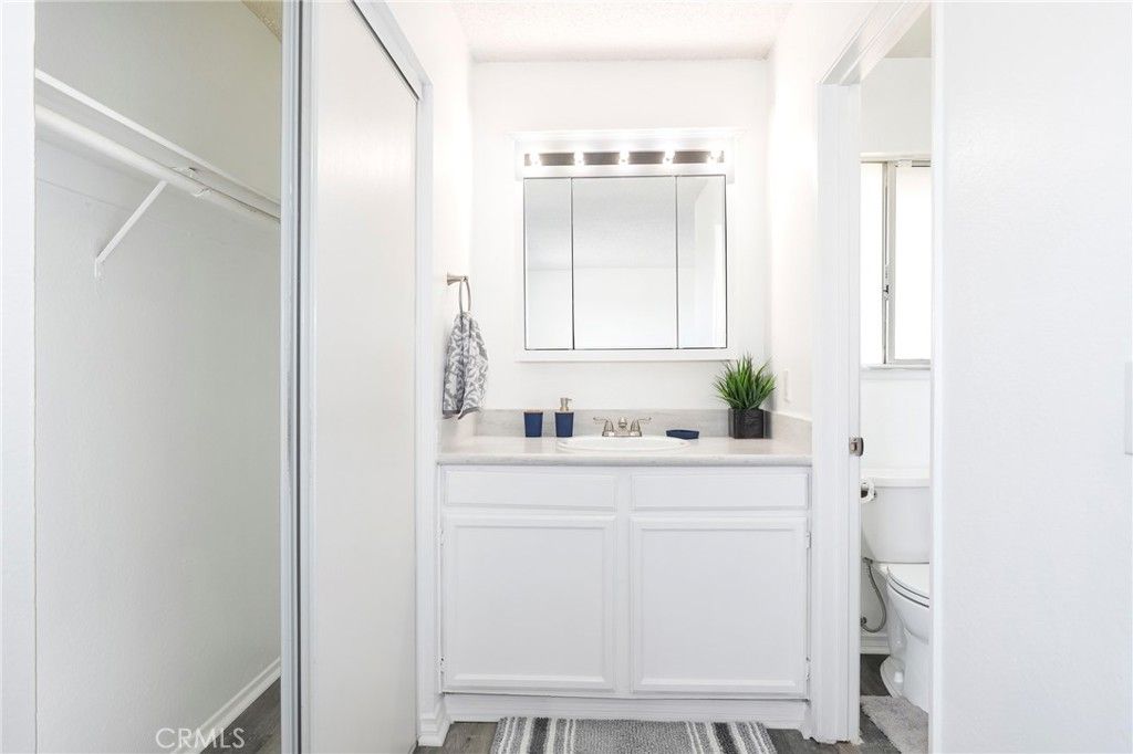 Image 20 of property listing at 10041 E Avenue R6 Avenue, Littlerock, CA 93543