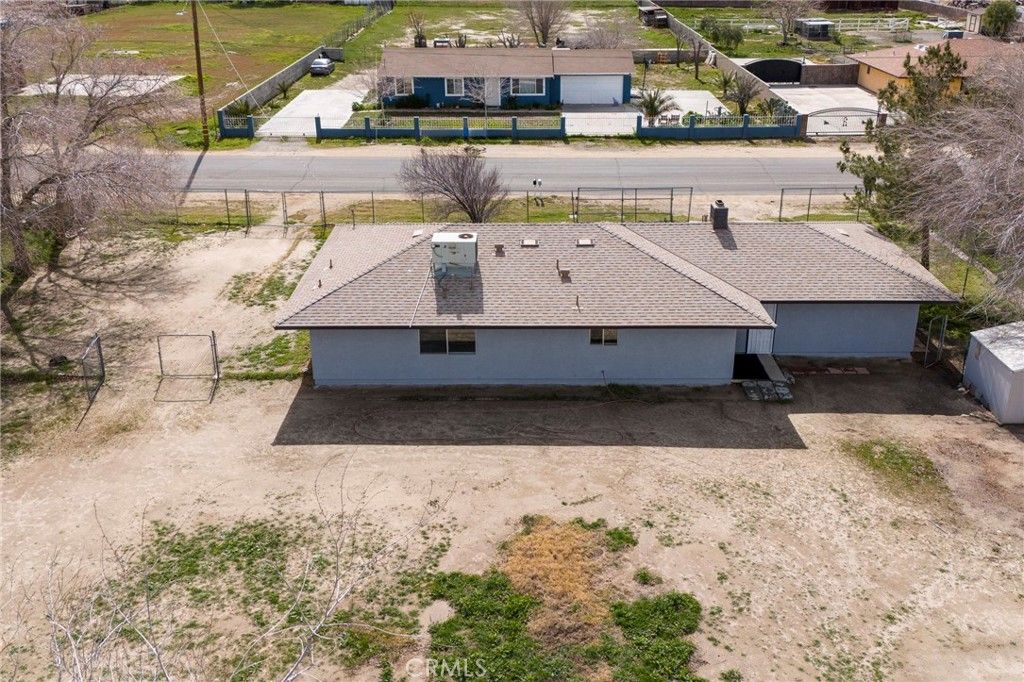 Image 29 of property listing at 10041 E Avenue R6 Avenue, Littlerock, CA 93543