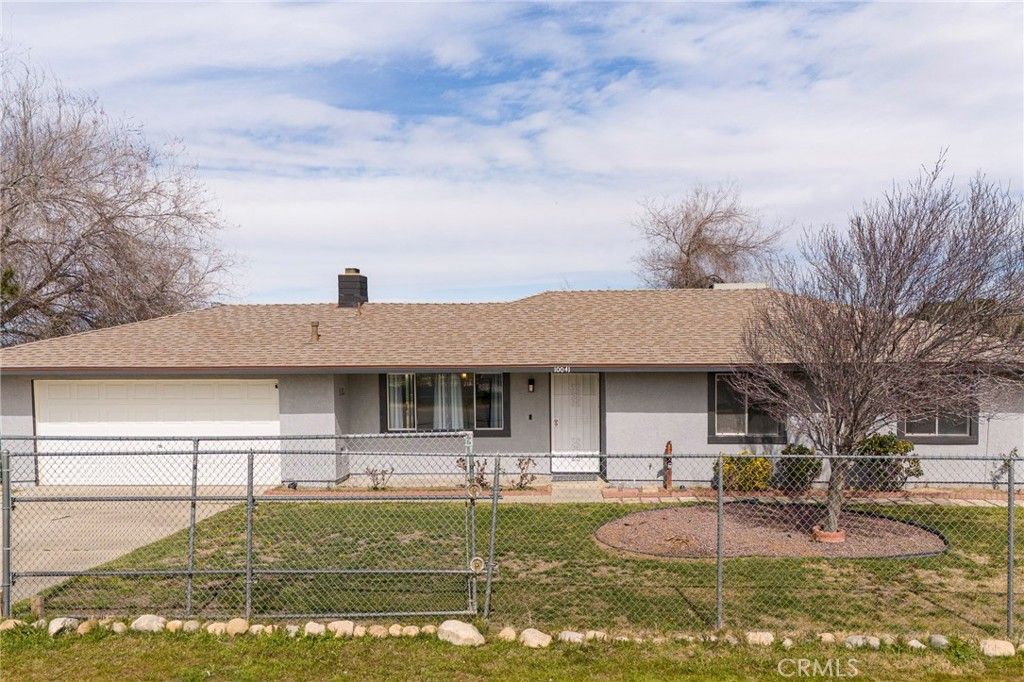 Image 4 of property listing at 10041 E Avenue R6 Avenue, Littlerock, CA 93543