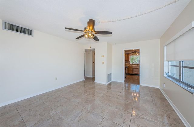 8950 PARK BOULEVARD 206, Seminole, FL 33777