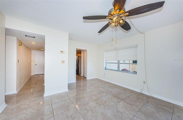 8950 PARK BOULEVARD 206, Seminole, FL 33777