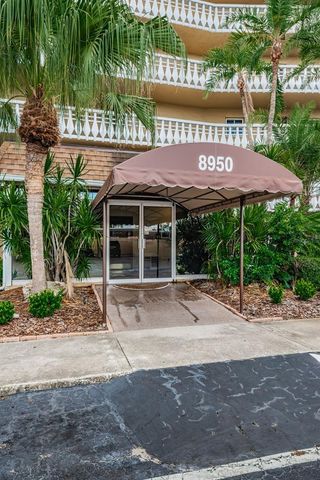 8950 PARK BOULEVARD 206, Seminole, FL 33777