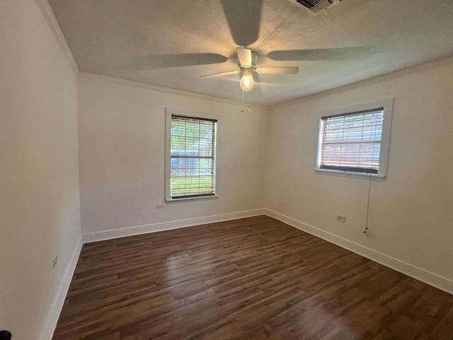 251 Bayou Vista Drive, Thibodaux, LA 70301