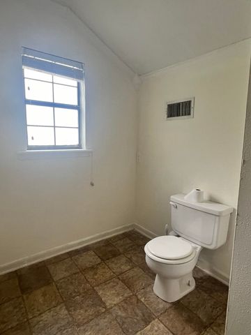 251 Bayou Vista Drive, Thibodaux, LA 70301