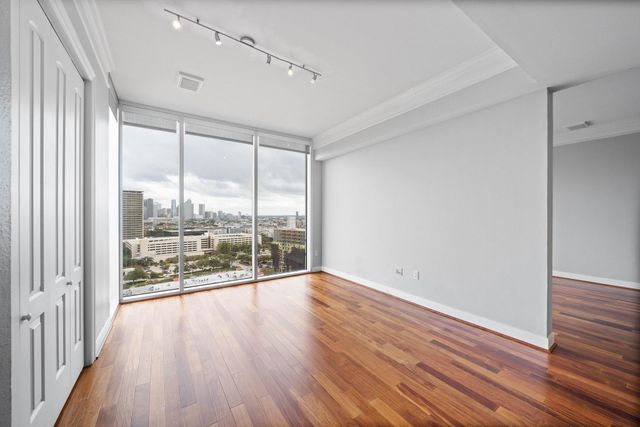 3333 Allen Pkwy 2110, Houston, TX 77019