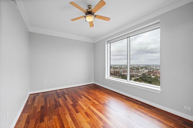 3333 Allen Pkwy 2110, Houston, TX 77019