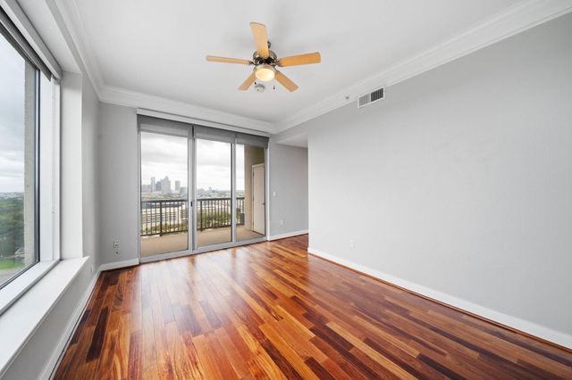 3333 Allen Pkwy 2110, Houston, TX 77019