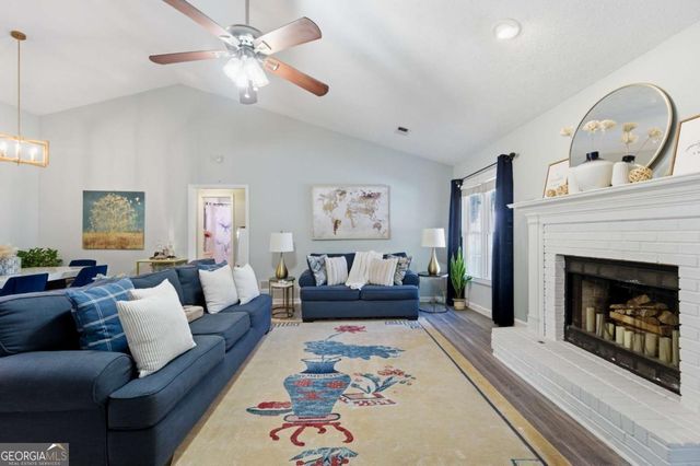 1175 Market Square Lane, Lawrenceville, GA 30044