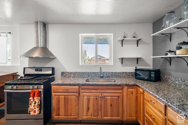 477 N 4500 W, West Point, UT 84015