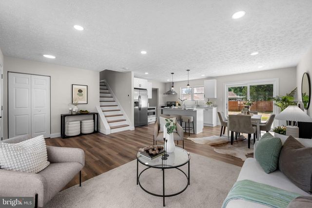 12714 CUNNINGHILL COVE RD, Baltimore, MD 21220
