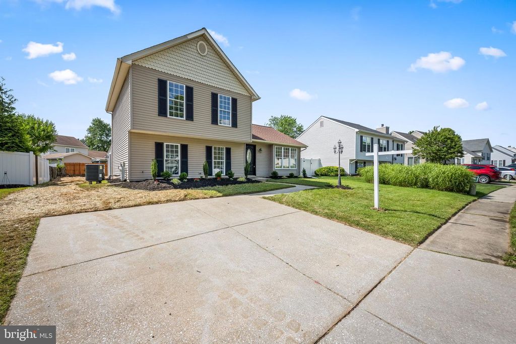 12714 CUNNINGHILL COVE RD, Baltimore, MD 21220
