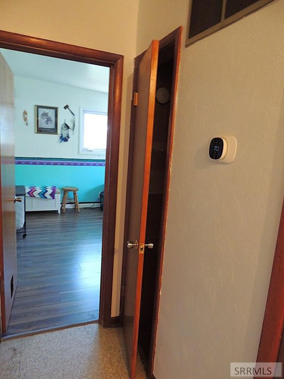 Image 9 of property listing at 235 W 6th S, St Anthony, ID 83445