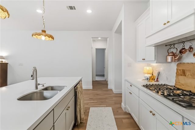 612 Vireos Street, New Braunfels, TX 78132