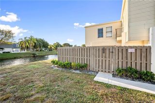 1600 Shaker Circle, Wellington, FL 33414