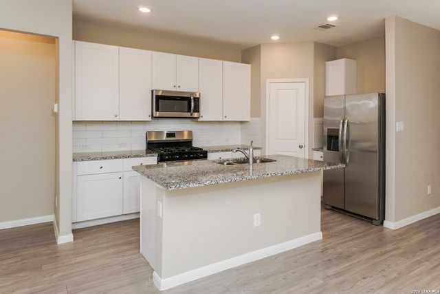 1203 White Willow, New Braunfels, TX 78130