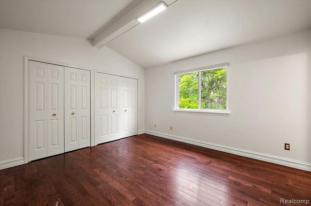 125 Algansee Drive, Troy, MI 48083