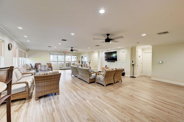 401 Briny Avenue 708, Pompano Beach, FL 33062