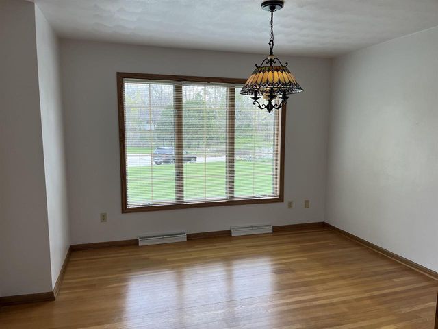 104 WULGAERT WAY, Combined Locks, WI 54113