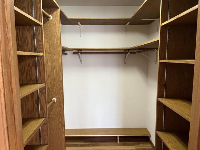 104 WULGAERT WAY, Combined Locks, WI 54113