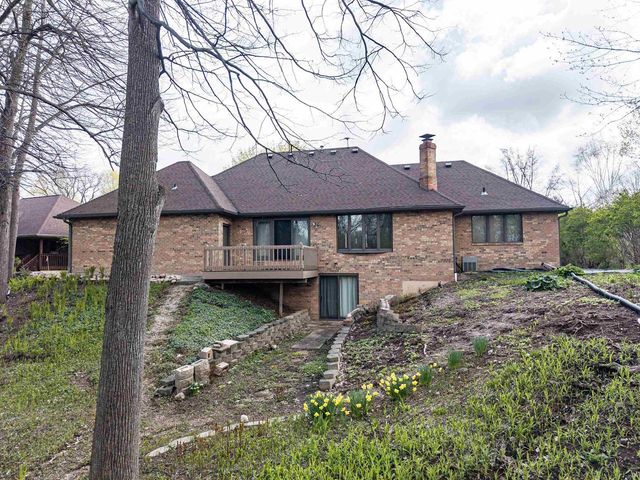 104 WULGAERT WAY, Combined Locks, WI 54113
