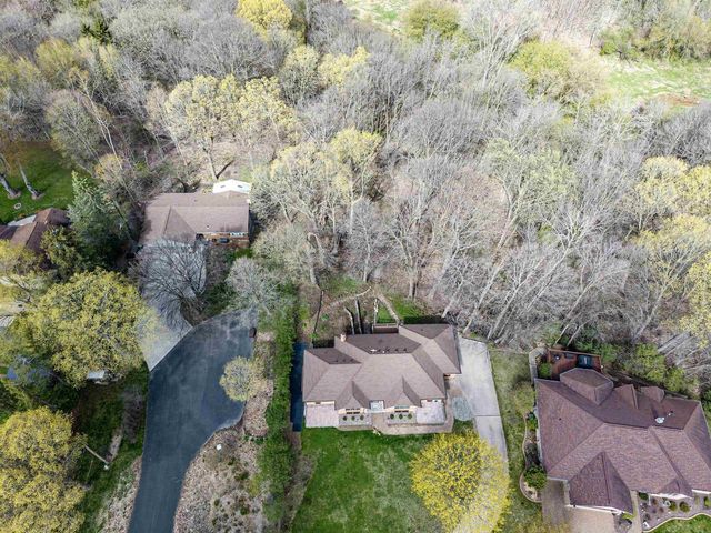 104 WULGAERT WAY, Combined Locks, WI 54113