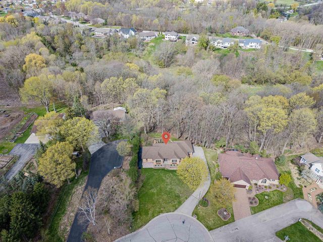 104 WULGAERT WAY, Combined Locks, WI 54113