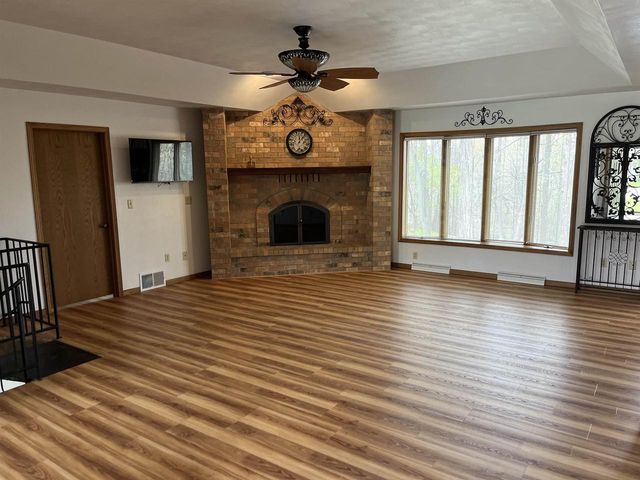 104 WULGAERT WAY, Combined Locks, WI 54113