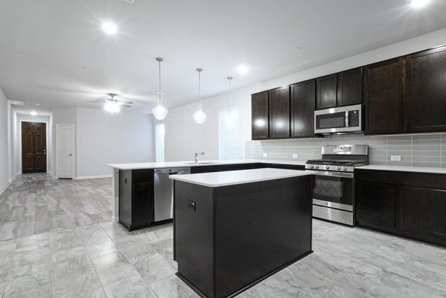 4212 Foxtail Run Lane, Arlington, TX 76005