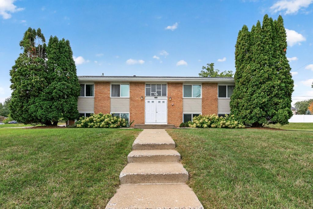 2733 Virginia Avenue N, New Hope, MN 55427 — exterior